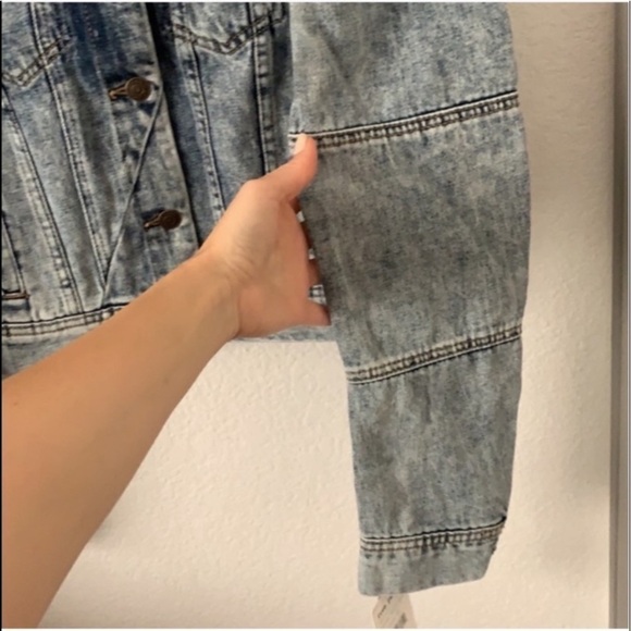 Free People Rumors Indigo Acid Wash Denim Jacket - Picture 10 of 10